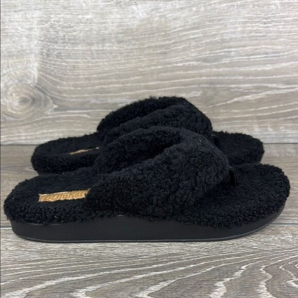 Olukai Kipe’a Heu Women’s Sz 8/EU 38 Black Shearling Slip On Flip Flop Sandals - Picture 1 of 11